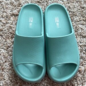 32 Degrees Unisex Comfort Slides
